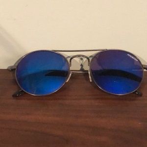 Men’s sunglasses